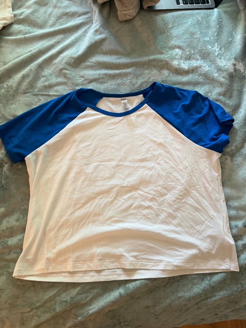 BEYOND YOGA CROPPED TEE